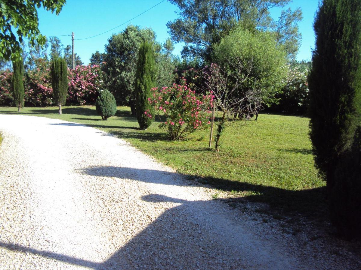 B&B La Douloire Pernes-les-Fontaines Exteriér fotografie